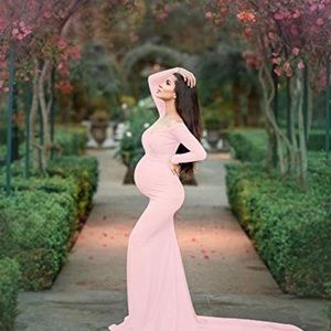 Elegant Long Sleeve Maternity Gown